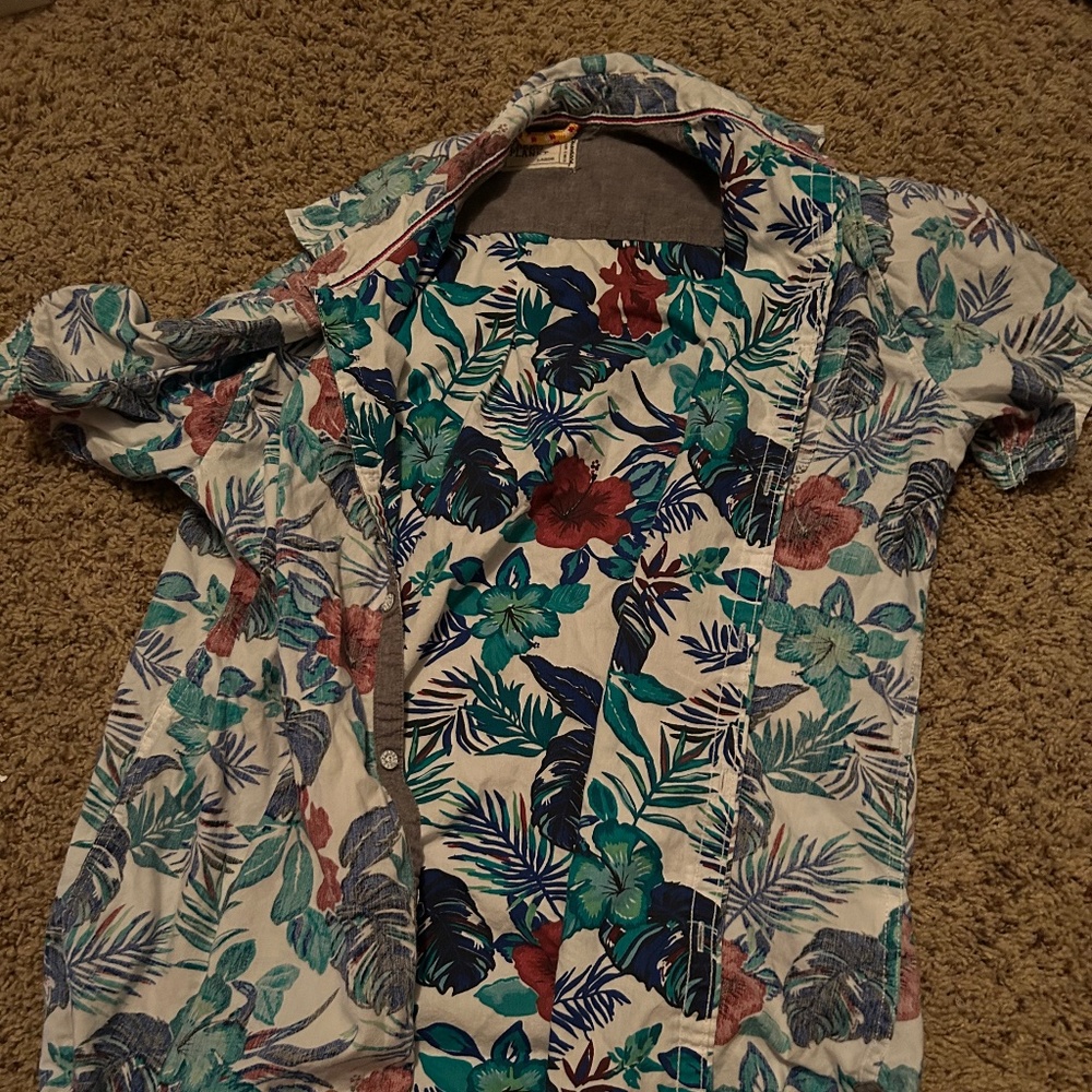 Button up shirt/ flannel